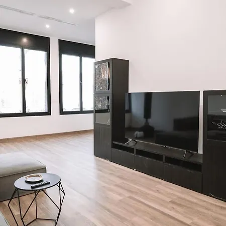 Apartment Duplex Oasis With Terrace, Pool And Bbq & Parking Barcelona