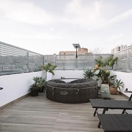 Duplex Oasis With Terrace, Pool And Bbq & Parking