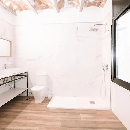 Duplex Oasis With Terrace, Pool And Bbq & Parking דירה *