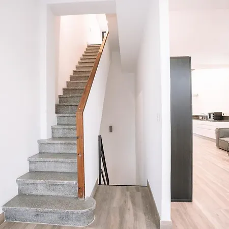 Apartamento Terrace Jacuzzi Retreat *