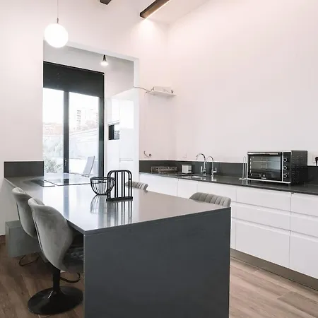 Terrace Jacuzzi Retreat Apartamento *