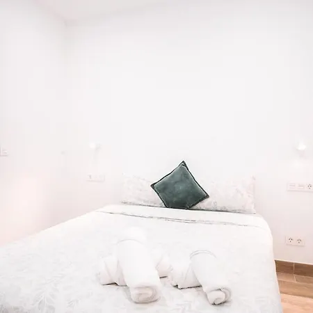 Terrace Jacuzzi Retreat Apartamento Barcelona