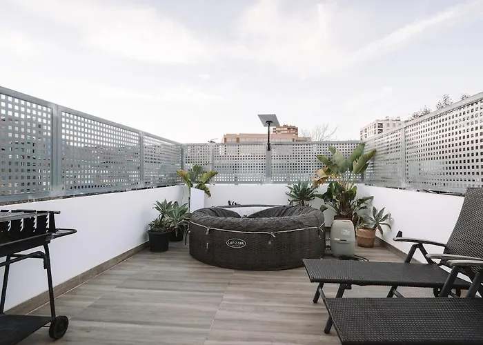 Duplex Oasis With Terrace, Pool And Bbq & Parking