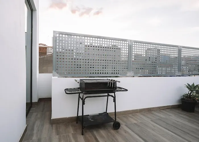 Duplex Oasis With Terrace, Pool And Bbq & Parking *